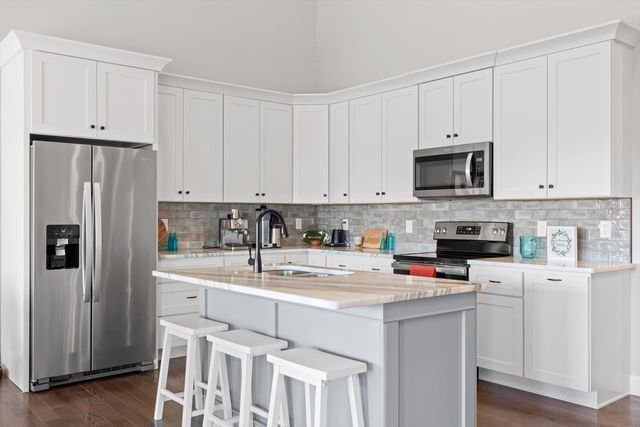 967 Walden Drive, Signal Mountain, TN 37377