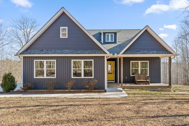 967 Walden Drive, Signal Mountain, TN 37377