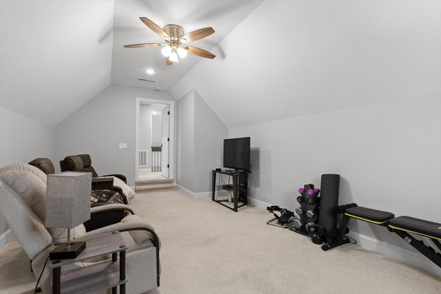 967 Walden Drive, Signal Mountain, TN 37377