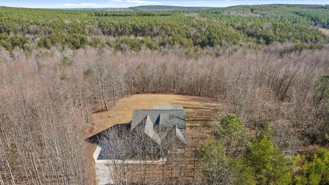 967 Walden Drive, Signal Mountain, TN 37377