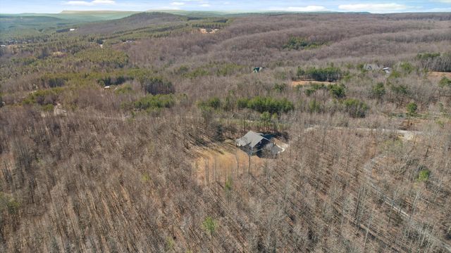 967 Walden Drive, Signal Mountain, TN 37377