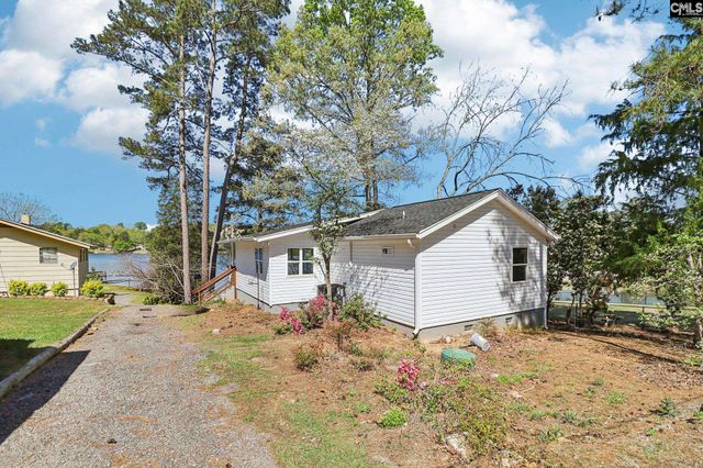 262 Breezy Bay Drive, Gilbert, SC 29054
