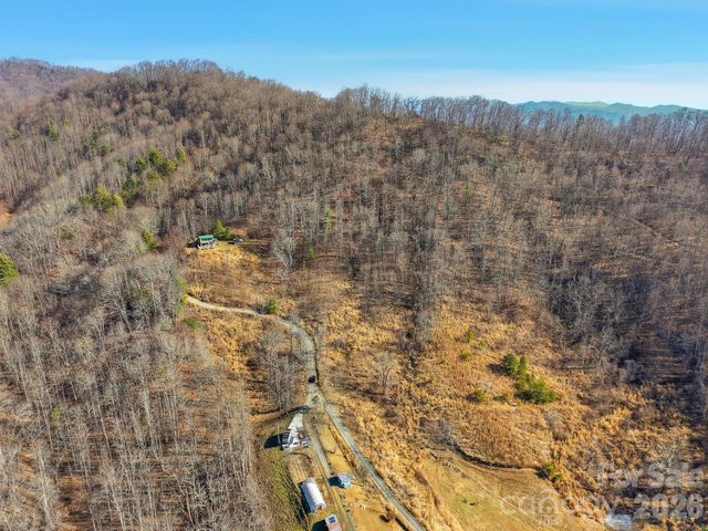 99999 Morgan Branch Road, Marshall, NC 28753