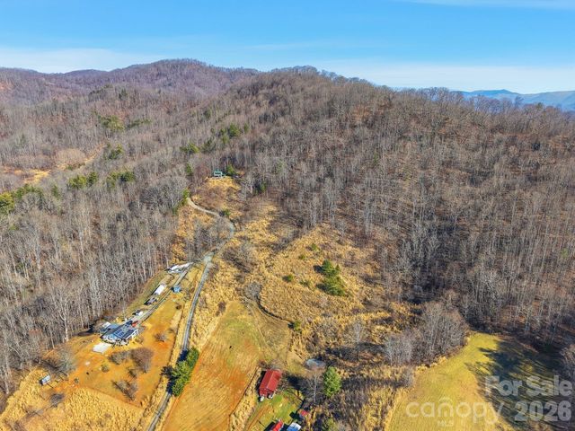 99999 Morgan Branch Road, Marshall, NC 28753