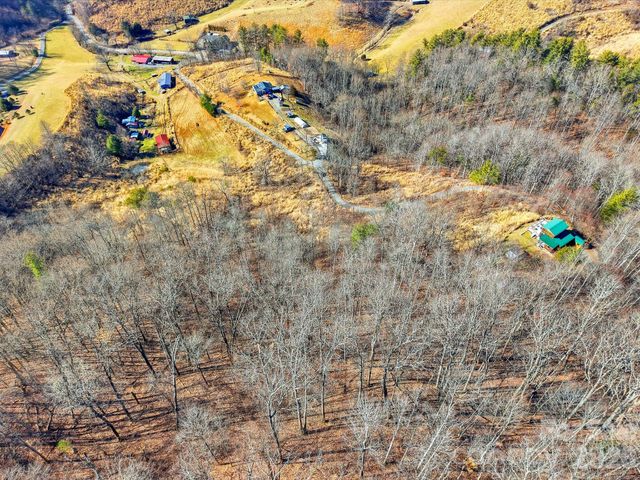 99999 Morgan Branch Road, Marshall, NC 28753