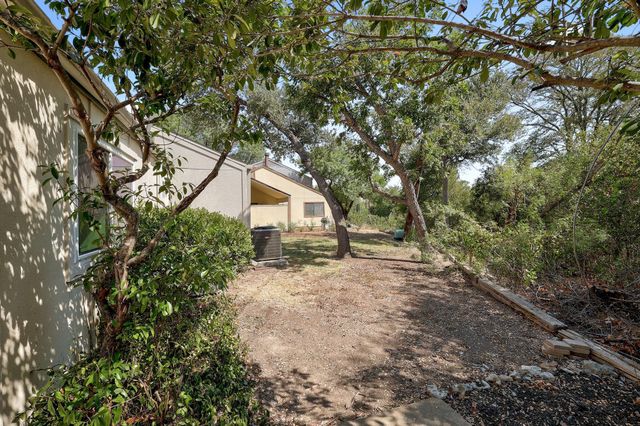 5227 Langwood DR, Austin, TX 78754