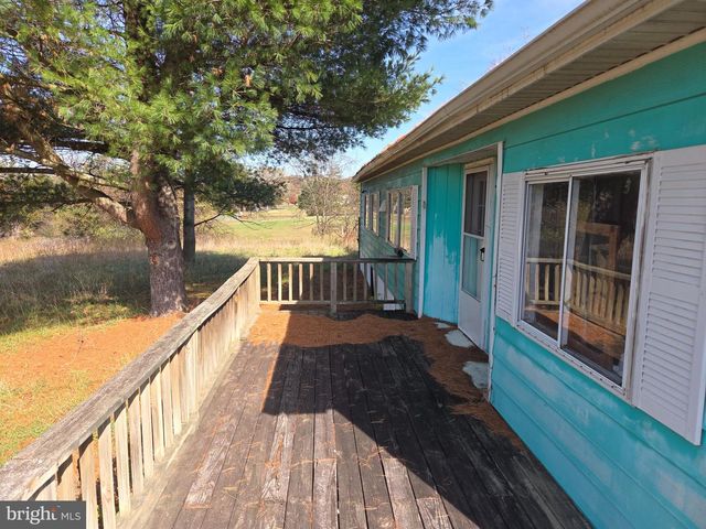 2500 BEAVER RUN RD, Burlington, WV 26710