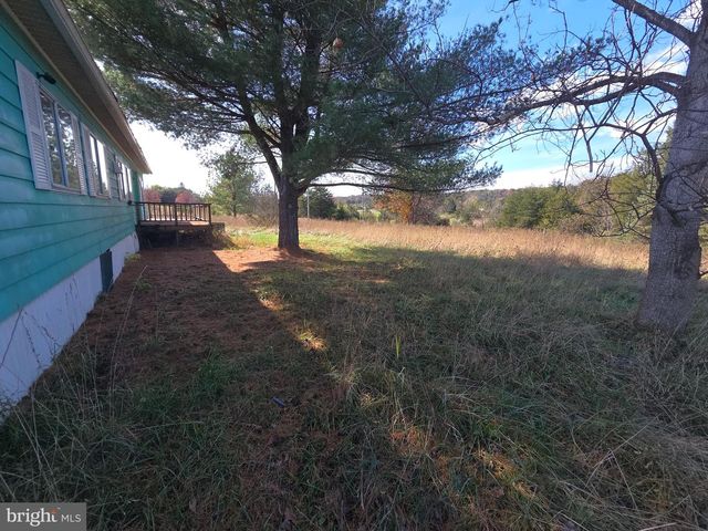 2500 BEAVER RUN RD, Burlington, WV 26710