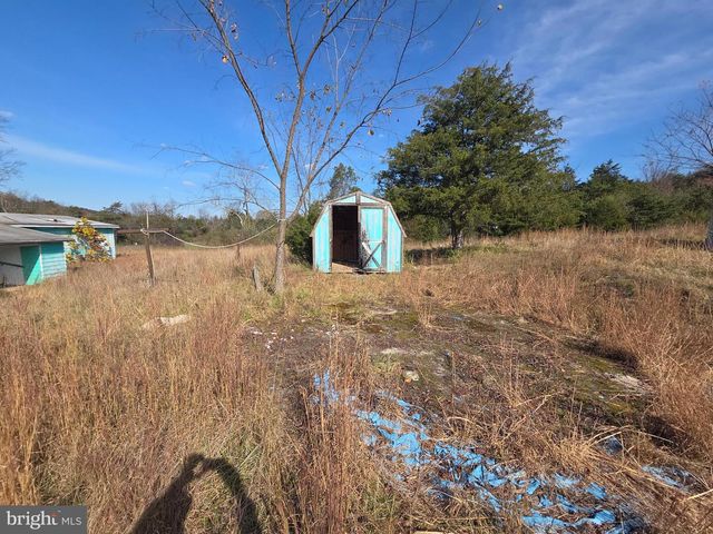 2500 BEAVER RUN RD, Burlington, WV 26710