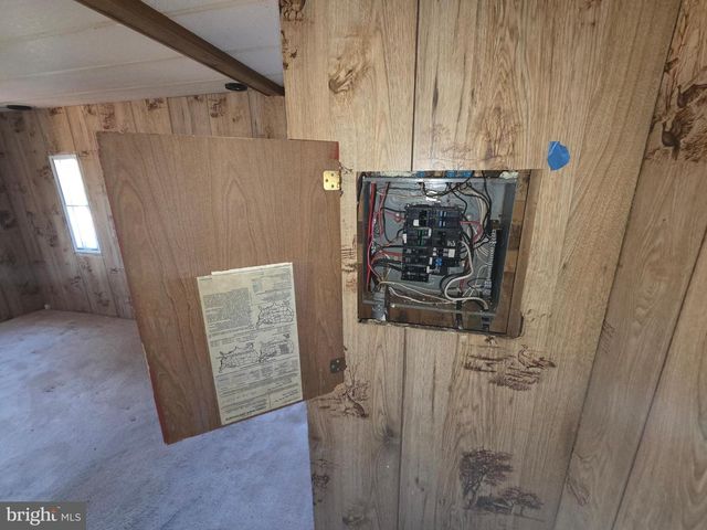 2500 BEAVER RUN RD, Burlington, WV 26710