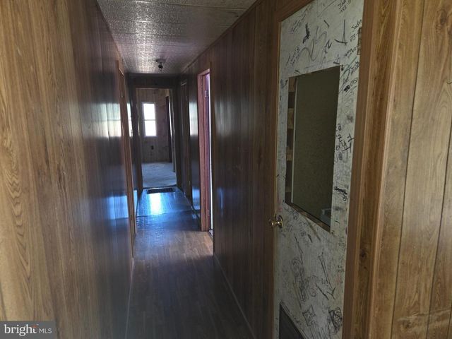 2500 BEAVER RUN RD, Burlington, WV 26710