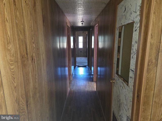 2500 BEAVER RUN RD, Burlington, WV 26710