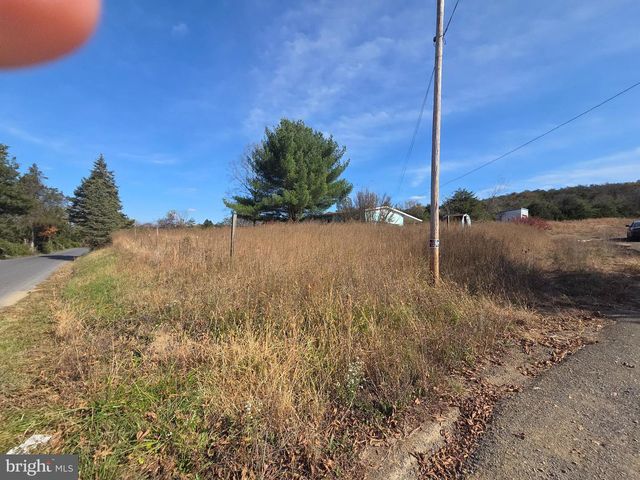 2500 BEAVER RUN RD, Burlington, WV 26710