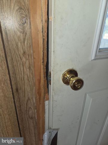 2500 BEAVER RUN RD, Burlington, WV 26710