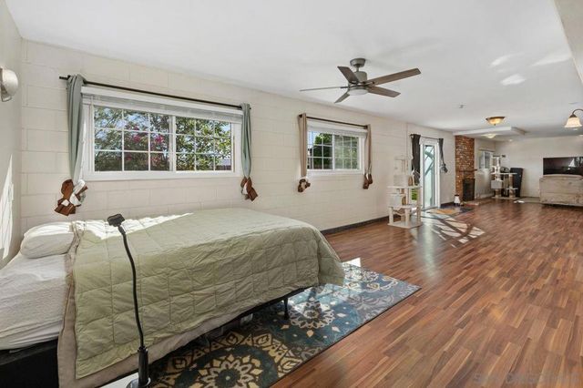 9545 Chestnut St, Spring Valley, CA 91977