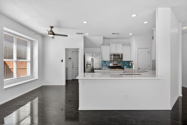 2305 Gavin TRL, Pflugerville, TX 78660