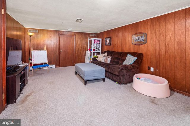 814 S HAYS ST, Allentown, PA 18103
