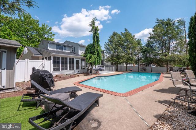 814 S HAYS ST, Allentown, PA 18103