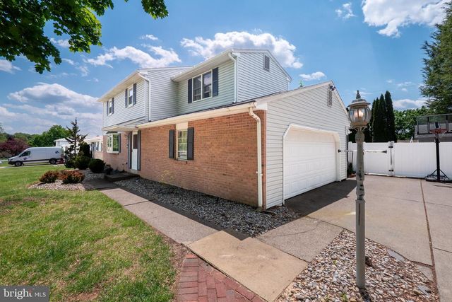 814 S HAYS ST, Allentown, PA 18103