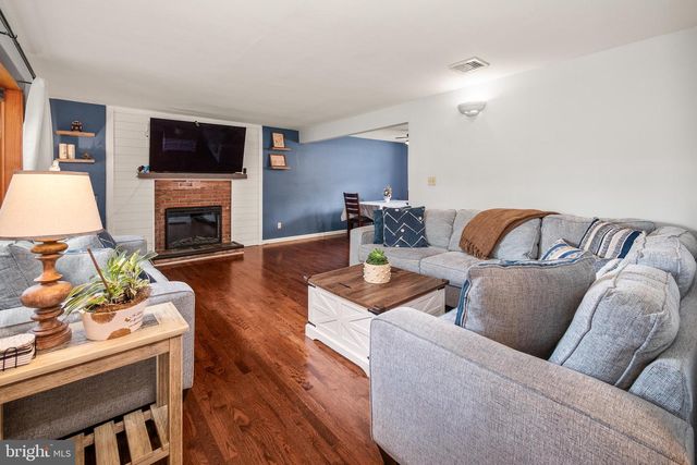 814 S HAYS ST, Allentown, PA 18103