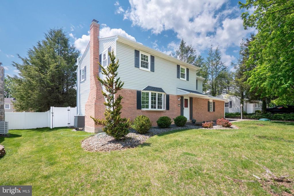 814 S HAYS ST, Allentown, PA 18103