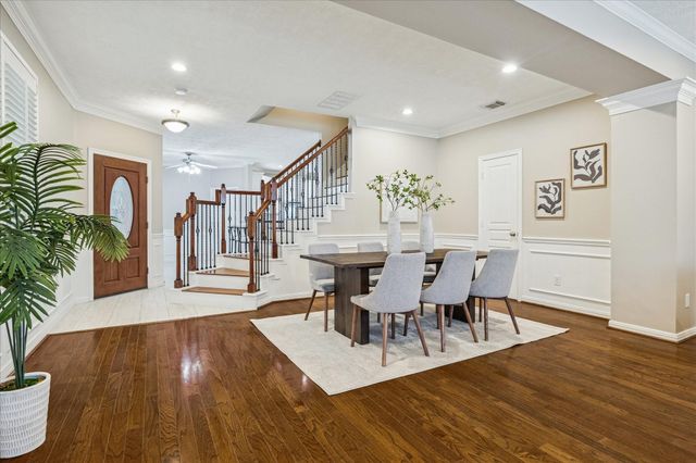 1327 Ella Place, Houston, TX 77008