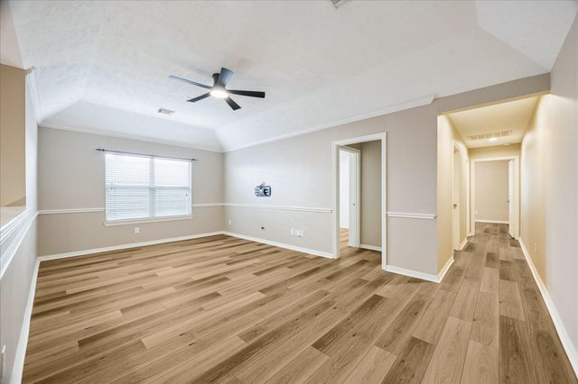 1327 Ella Place, Houston, TX 77008