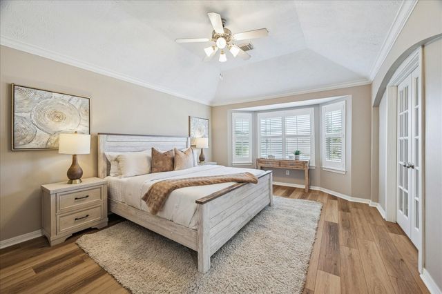 1327 Ella Place, Houston, TX 77008