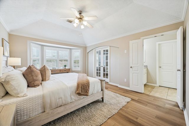 1327 Ella Place, Houston, TX 77008