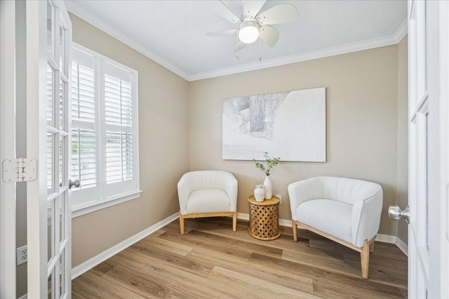 1327 Ella Place, Houston, TX 77008