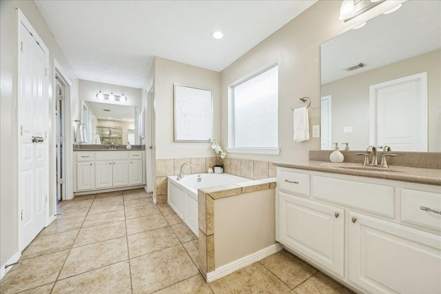 1327 Ella Place, Houston, TX 77008