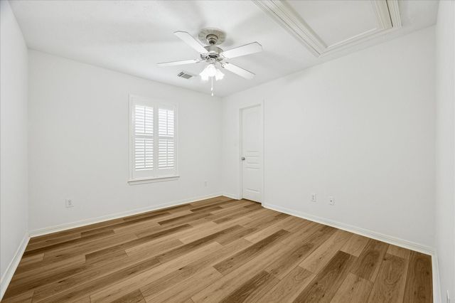 1327 Ella Place, Houston, TX 77008