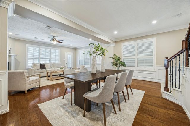 1327 Ella Place, Houston, TX 77008