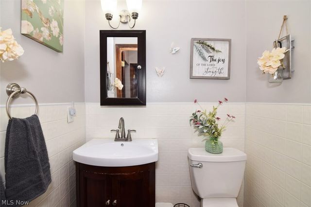 9509 Catalpa Circle, Mentor, OH 44060
