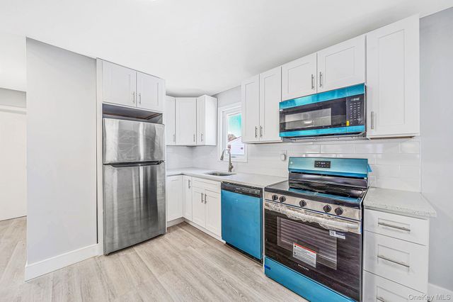 745 Anderson Avenue, Franklin Square, NY 11010