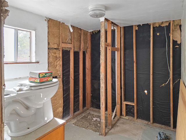 8819 Saddle CIR, Buda, TX 78610