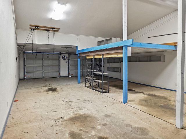 8819 Saddle CIR, Buda, TX 78610