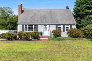6 Oak Dr, Plainville, MA 02762