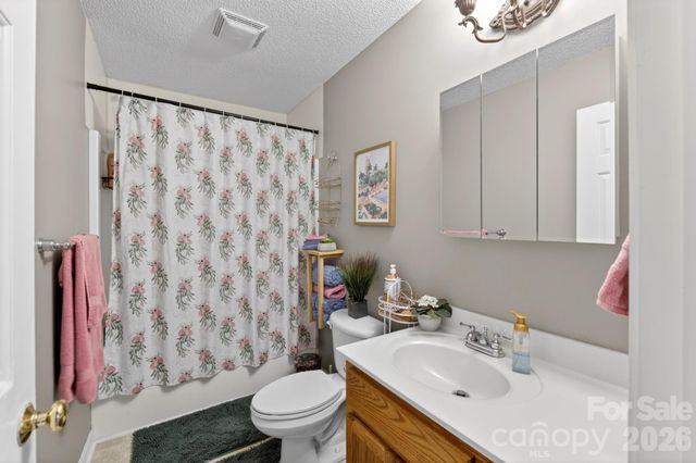 3680 Rocky Road, Lenoir, NC 28645