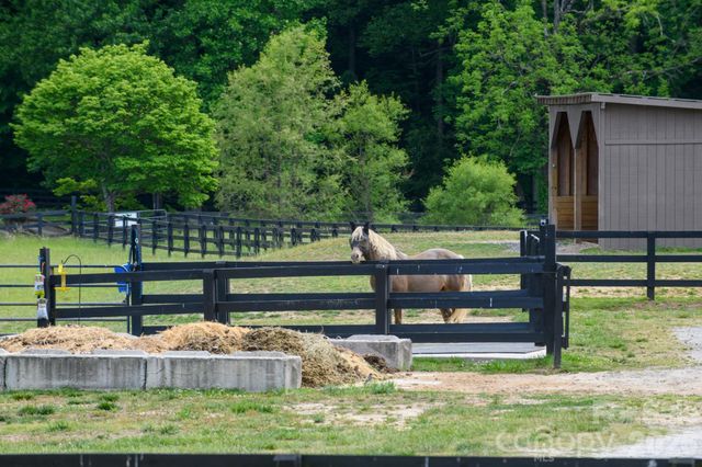 3680 Rocky Road, Lenoir, NC 28645