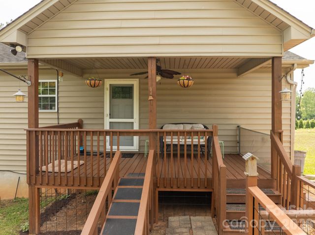 3680 Rocky Road, Lenoir, NC 28645