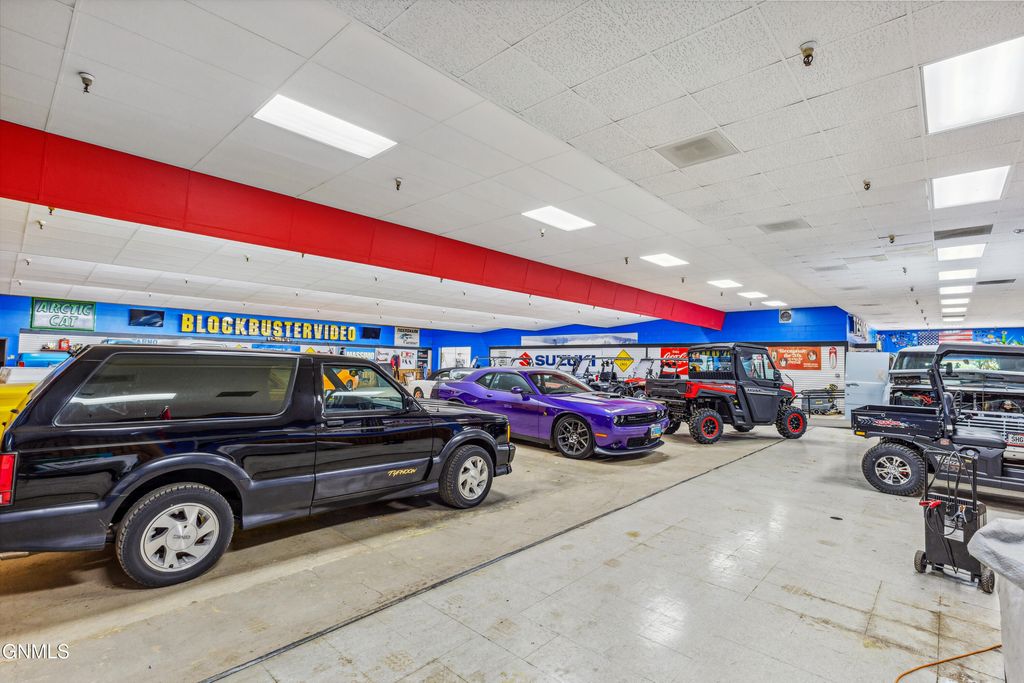 417 24th Street SW, Jamestown, ND 58401 photo 24