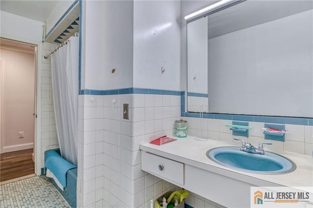 131 Pergola Avenue, Monroe, NJ 08831