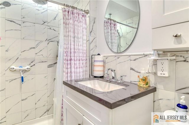 131 Pergola Avenue, Monroe, NJ 08831