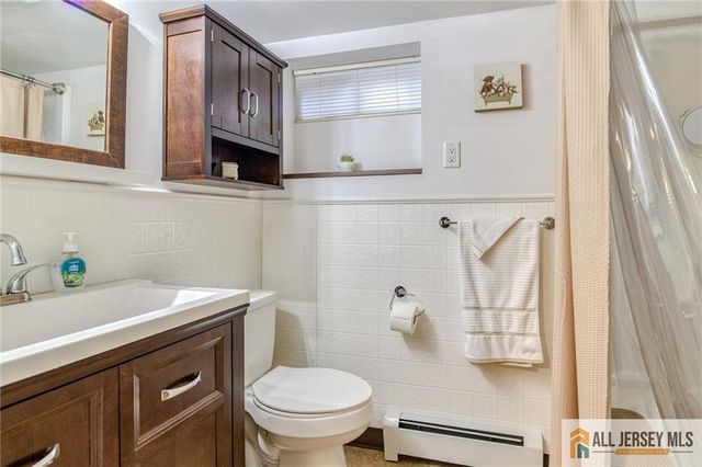 131 Pergola Avenue, Monroe, NJ 08831