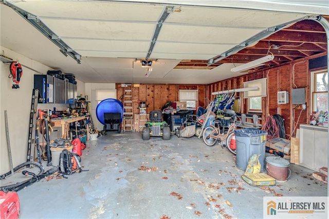 131 Pergola Avenue, Monroe, NJ 08831