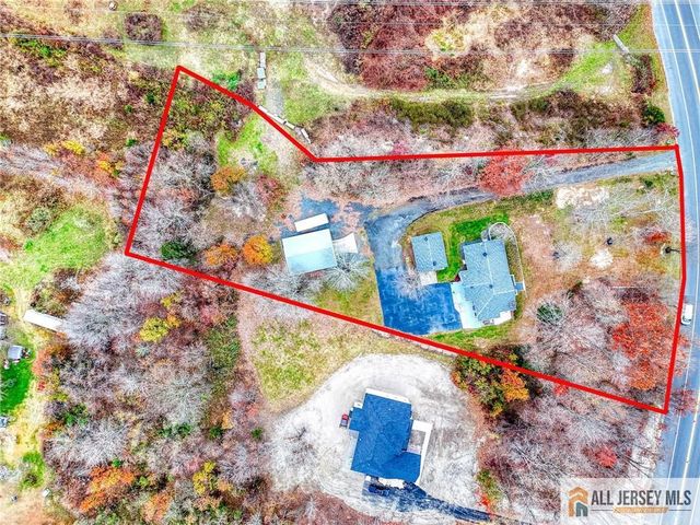 131 Pergola Avenue, Monroe, NJ 08831