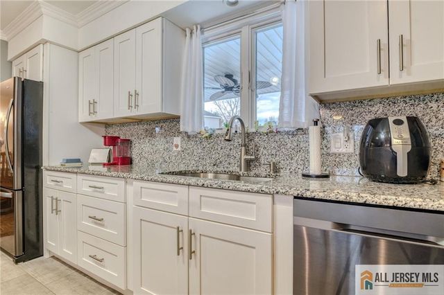 131 Pergola Avenue, Monroe, NJ 08831