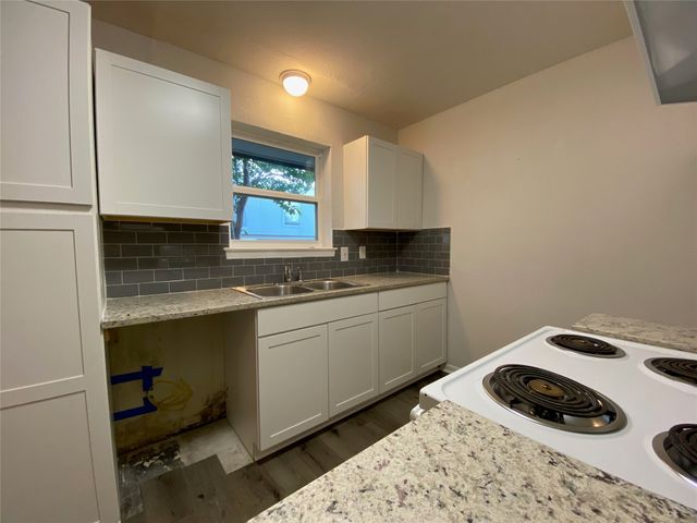 3619 Rickshaw Drive, Dallas, TX 75229