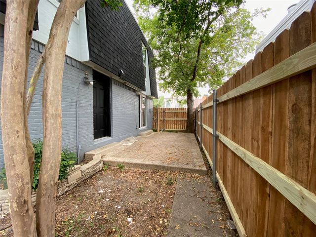 3619 Rickshaw Drive, Dallas, TX 75229